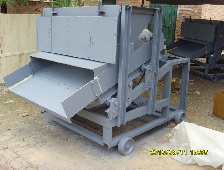 加料機(jī) 斜毯式加料機(jī) 玻璃加料機(jī) charging machine glass machinery 玻璃機(jī)械設(shè)備