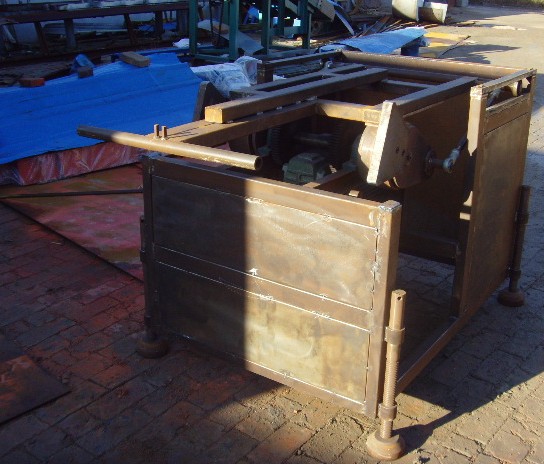 推瓶機(jī)