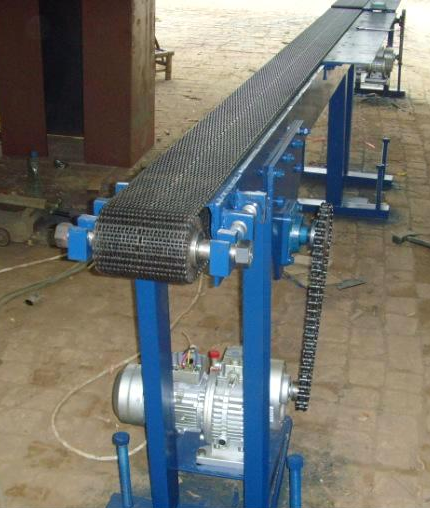 輸瓶機(jī)