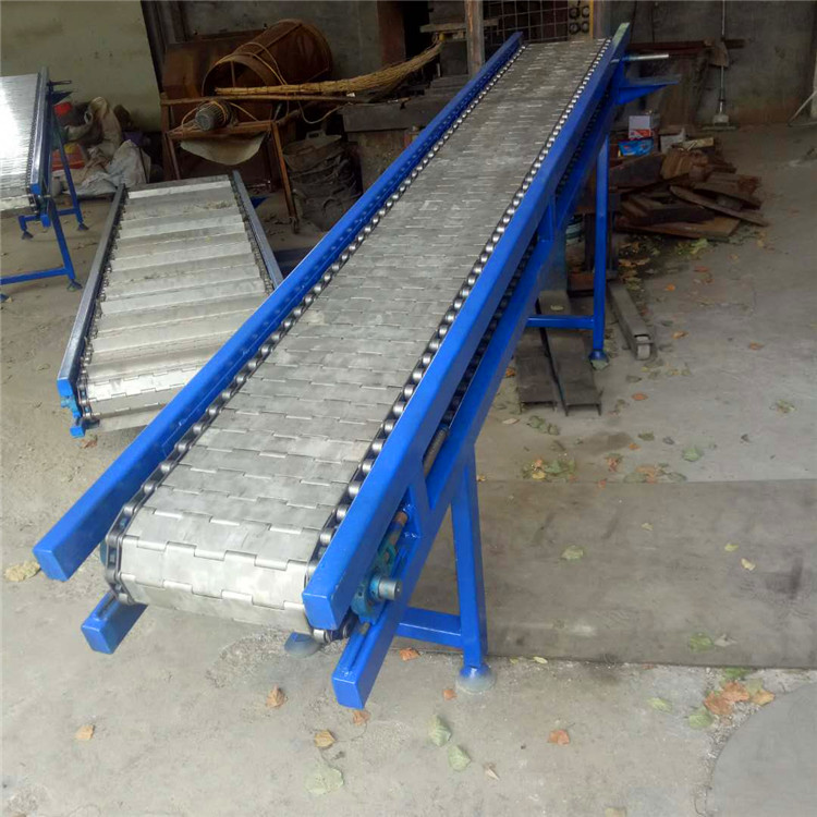 高溫鍛造件鏈板輸送機(jī)