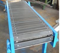 長(zhǎng)3米，寬304.8毫米的鍛造件鏈板輸送機(jī)