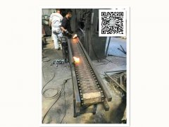 公司主打產(chǎn)品熱鍛造件輸送機傳送帶輸送帶